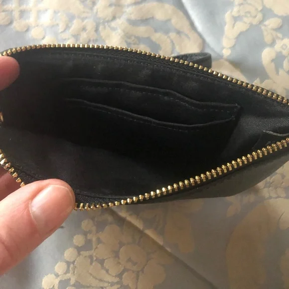 Cute NWOT Coach wristlet - Picture 2 of 2